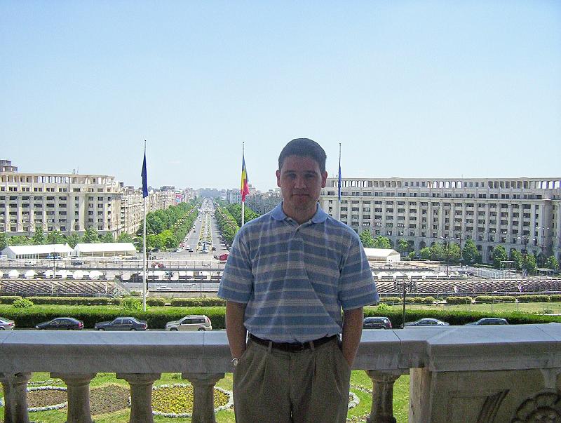 100_1795.jpg - Bulevardul Unirii, as seen from the balcony of the Romanian Parliament.