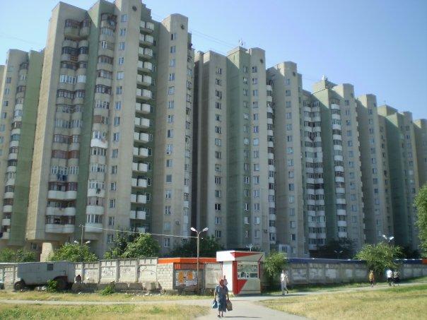 chisinau_panelok.jpg - Chişinău apartment blocks