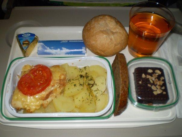 moldavian_airlines_meal.jpg - Moldavian Airlines -- The complimentary in-flight meal on the one hour flight from Budapest to Chişinău