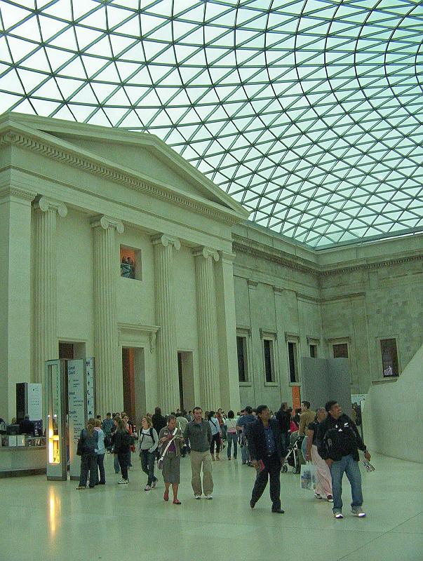 100_2297.jpg - The always impressive British Museum