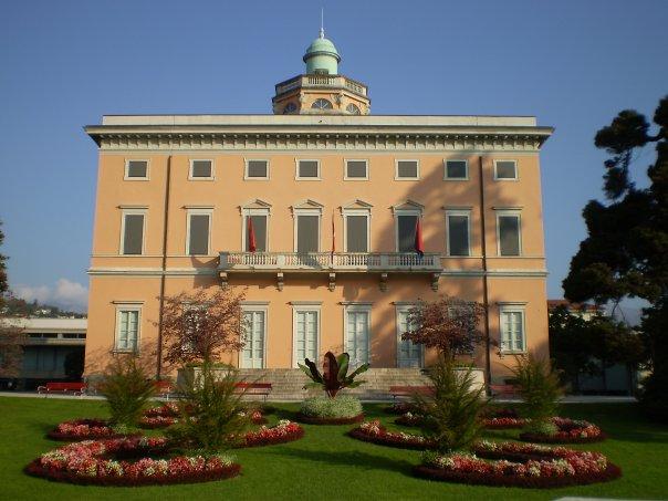 15_parco_civico.jpg - A mansion in the Parco Civico