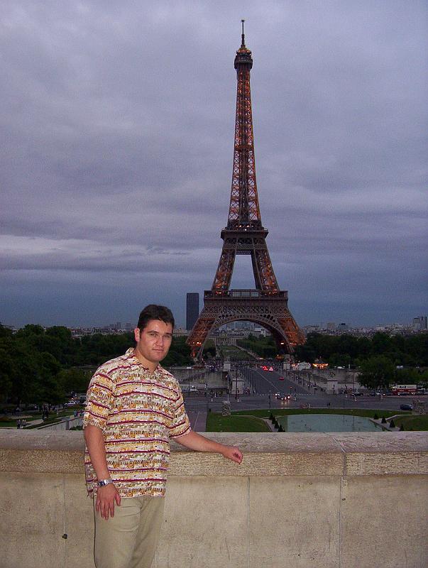 100_0402.jpg - Eiffel Tower at dusk