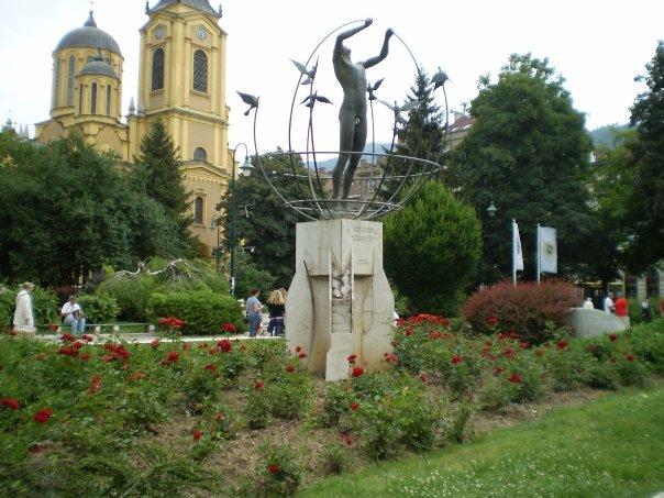 sarajevo_003.jpg - A park in Sarajevo's city centre