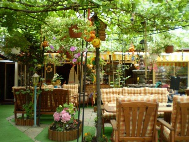 sarajevo_016.jpg - Hotel Alem's garden