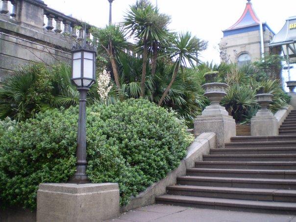 08_aquarium.jpg - Entrance to the Aquarium