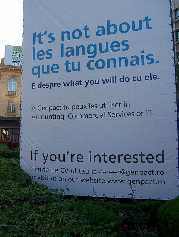 100_1819.jpg - More clever advertising in Bucharest