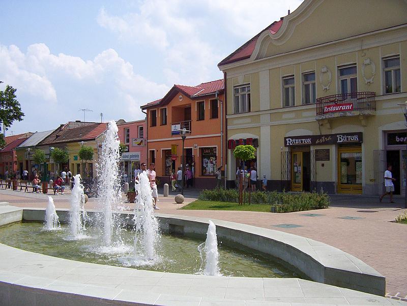 100_1939.jpg - Štúrovo-Párkány (Pop. 12,000). This picture was taken in the recently restored town centre.