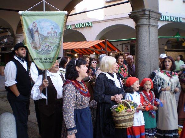 19_lugano.jpg - An autumn festival in Lugano