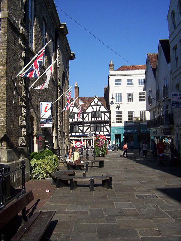 100_2453.jpg - Salisbury's town centre