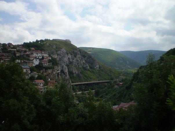 sarajevo_007.jpg - Mountains surrounding Sarajevo