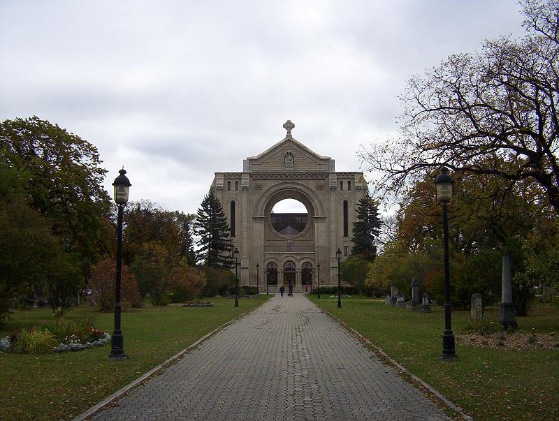 100_2585.jpg - The Saint Boniface Cathedral